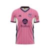 UM AWAY KIT