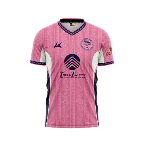 UM AWAY KIT